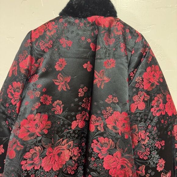 Red and Black Rose Jacket & Dress by Bed of Roses Druh Farrell Canada - Picture 5 of 10